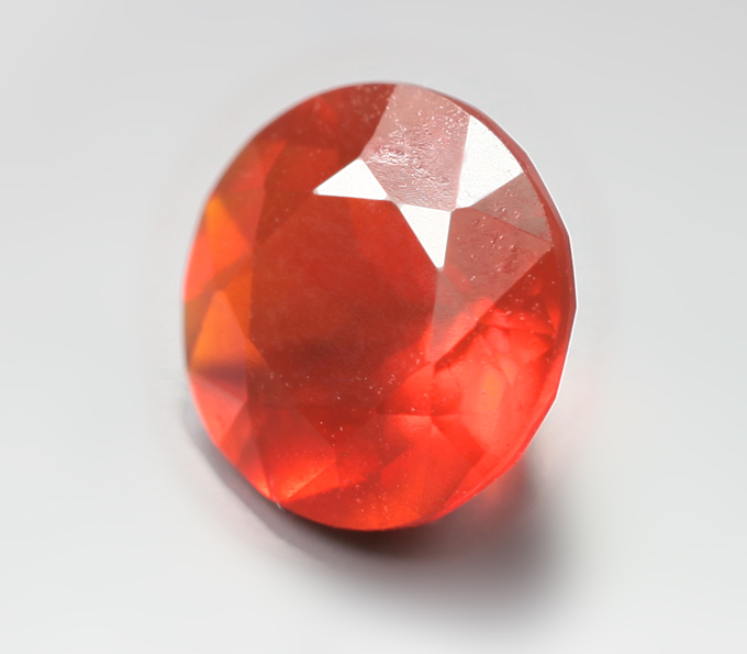 Мексиканский ограненный «огненный» опал 0,74 карата