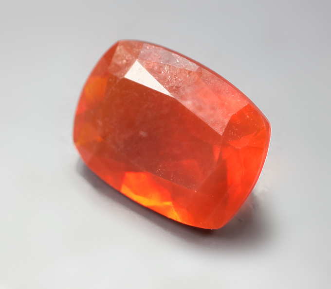 Мексиканский ограненный «огненный» опал 1,19 карата