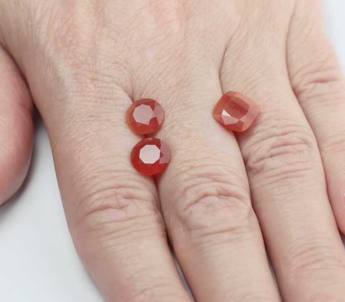 Набор из 3 мексиканских ограненных «огненных» опалов 4,65 карата