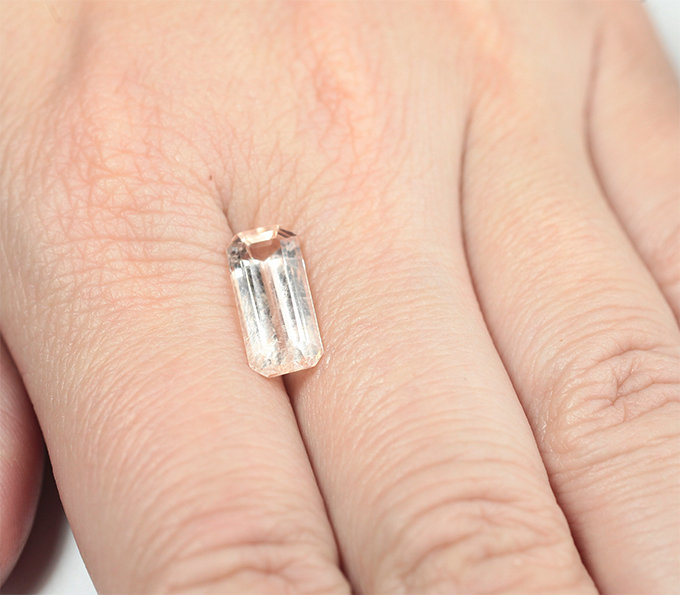 Морганит 2,79 карата