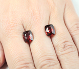 Крупная пара пиропов гранатов 7,54 карата