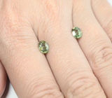 Пара демантоидов 1,69 карата