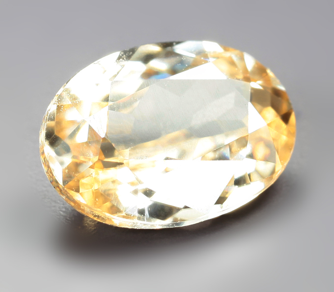 Циркон «шампань» 1,34 карата