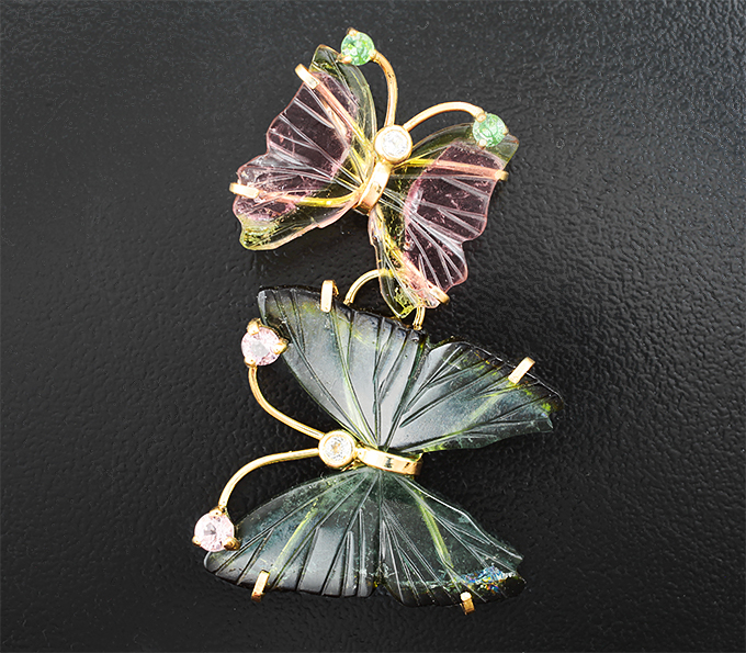 Золото Кулон с резными турмалинами 13,91 карата, розовыми турмалинами, цаворитами гранатами и бесцветными цирконами