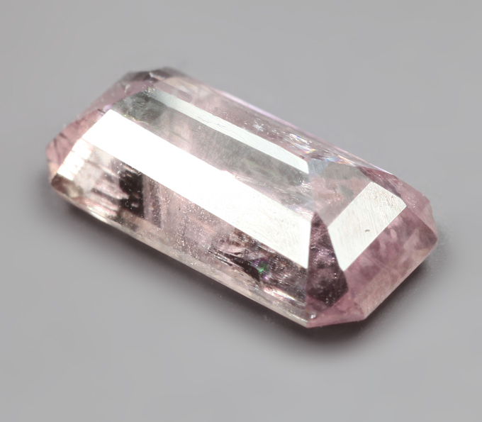 Зултанит 2,99 карата