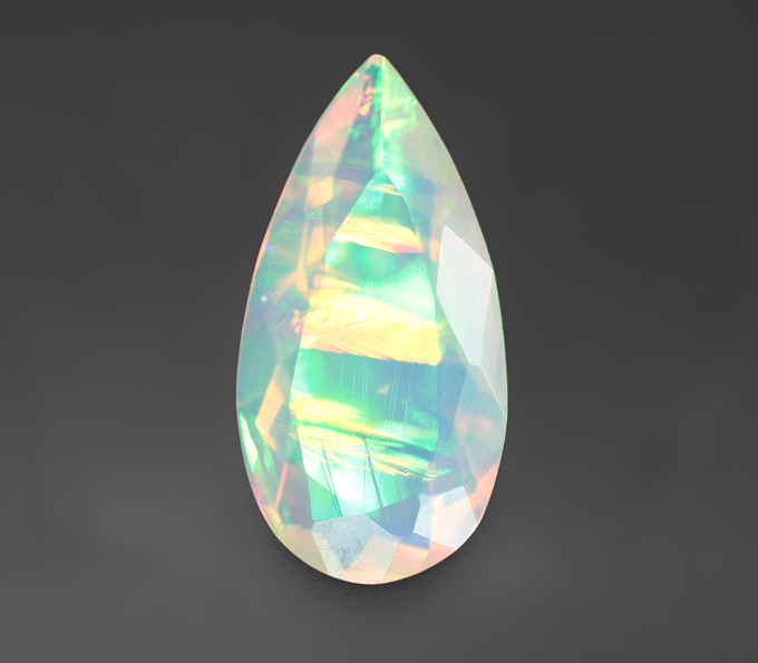 Ограненный эфиопский опал 1,2 карата