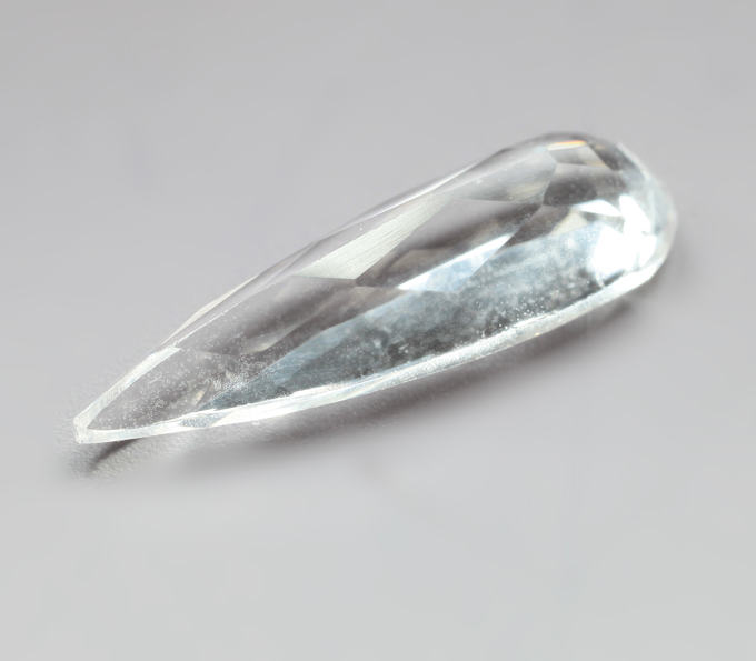 Чистейший редкий данбурит 2,11 карата