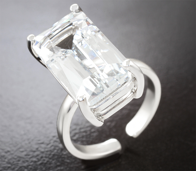 Серебро 925 Кольцо с чистейшим гошенитом 10,06 карата