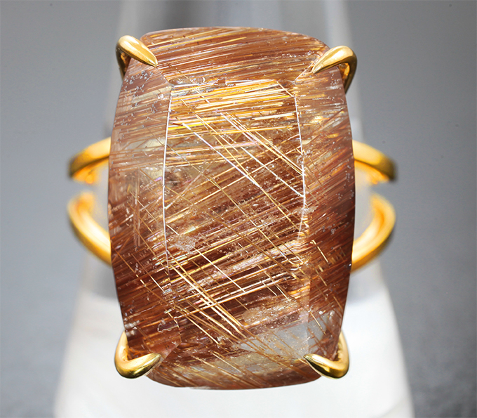 Кольцо с крупным рутиловым кварцем 21,71 карата