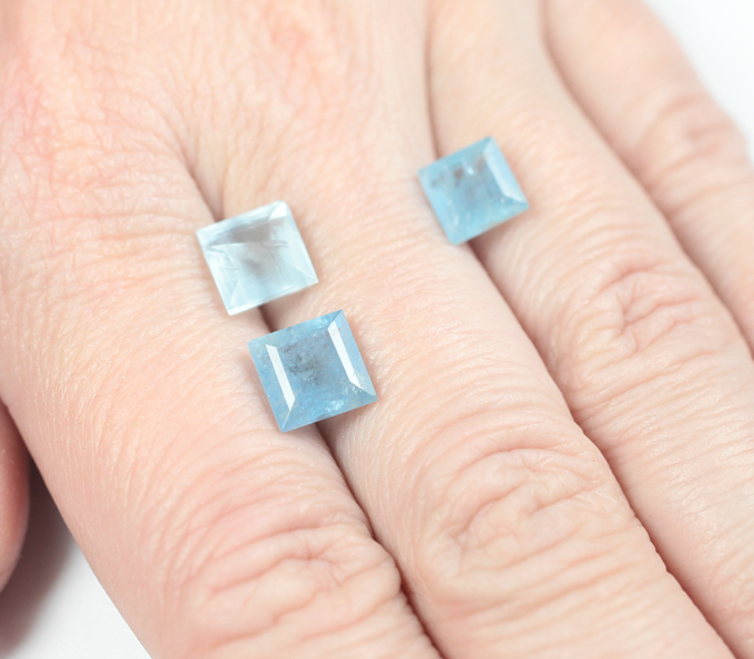 Набор из 3 аквамаринов редкой огранки 6,27 карата