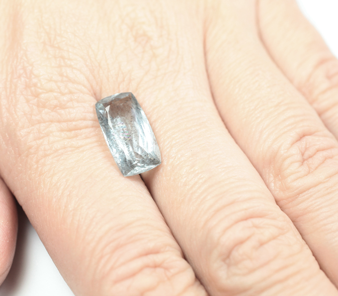 Аквамарин 5,9 карата