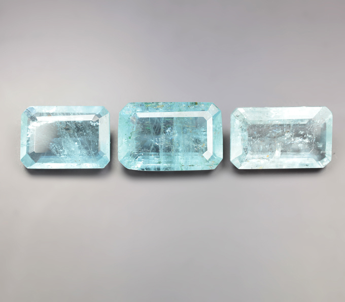 Крупный набор из 3 аквамаринов 12,12 карата