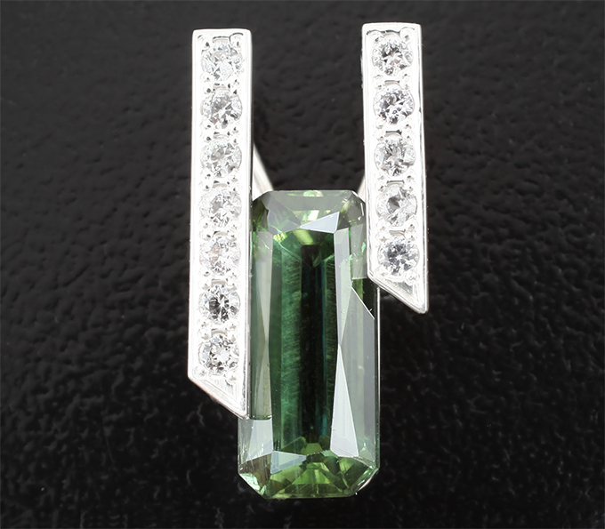 Серебро 925 Кулон с полихромным «неоновым» апатитом 2,86 карата и лейкосапфирами