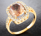 Кольцо с андезином 2,24 карата и бесцветными цирконами