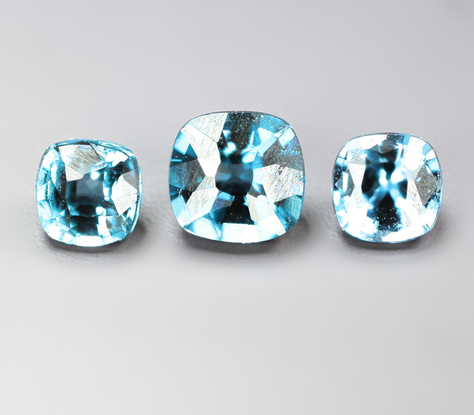 Набор из 3 насыщенно-синих шпинелей 0,53 карата