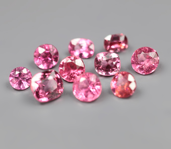 Набор из 10 шпинелей 1,31 карата