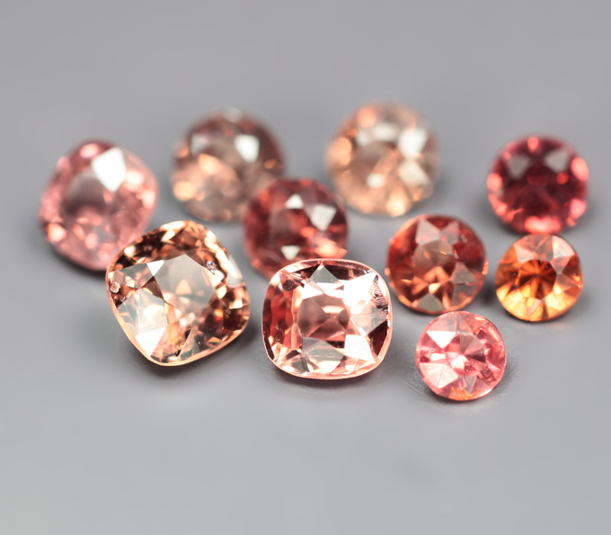 Набор из 10 шпинелей 1,83 карата