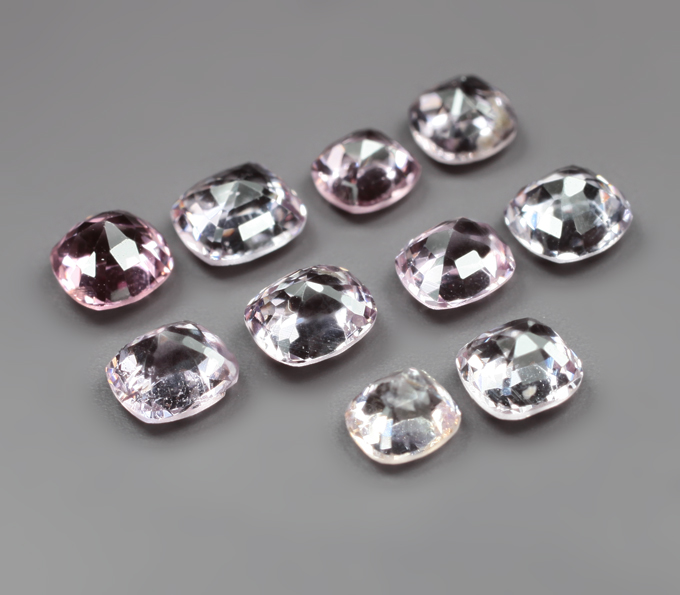 Набор из 10 шпинелей 2,91 карата