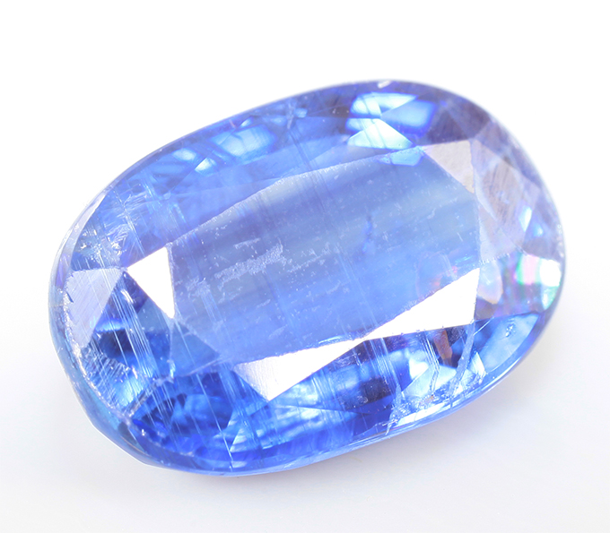 Крупный васильковый кианит 4,83 карата