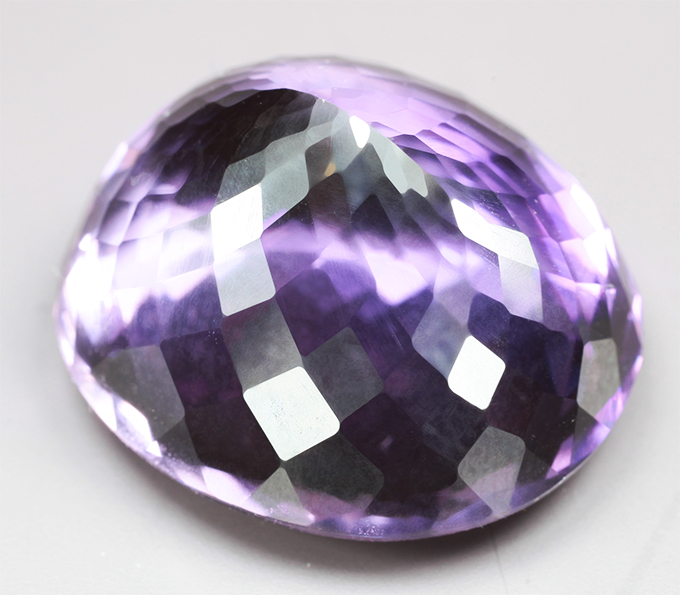 Чистейший крупный аметист 33,64 карата