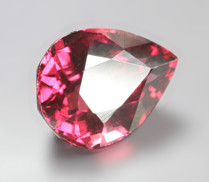 Родолит 2,03 карата