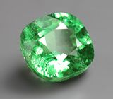 «Неоновый» цаворит 1,24 карата