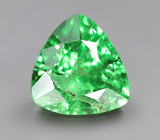 «Неоновый» цаворит 1,06 карата