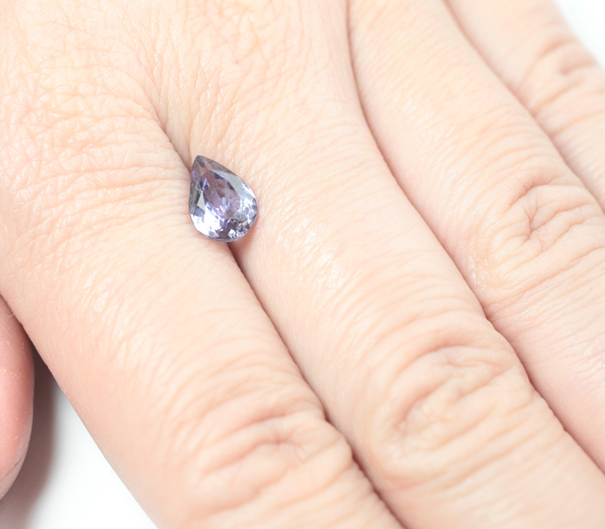 Чистейший полихромный цоизит 1,64 карата