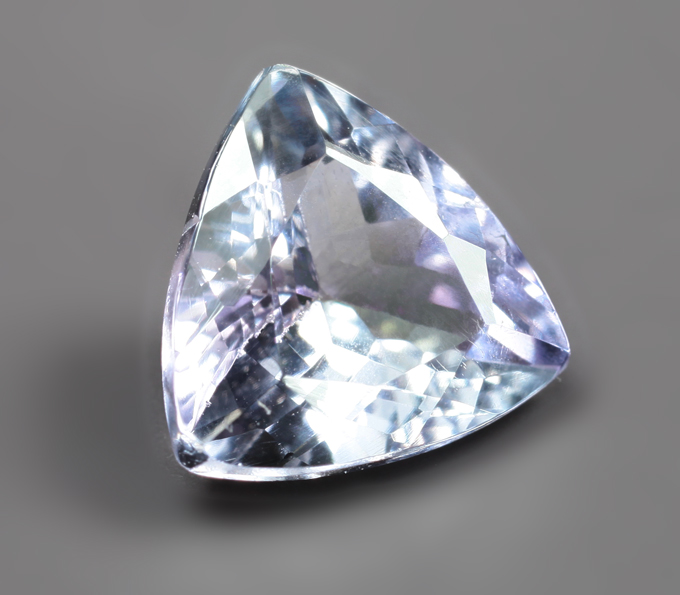 Полихромный цоизит 1,74 карата