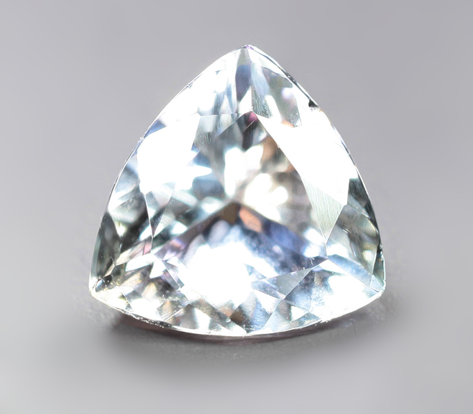 Полихромный цоизит 1,08 карата