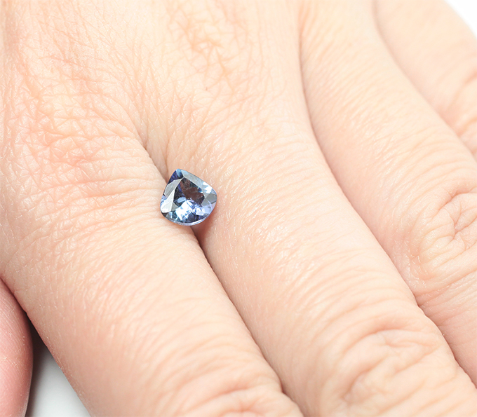 Полихромный цоизит 1,01 карата