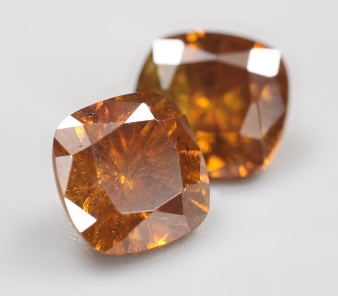 Пара сфалеритов 2,03 карата