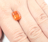 Редкий крупный клиногумит 7,44 карата