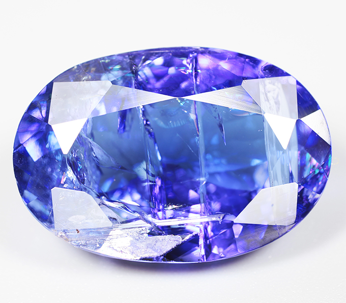 Крупный насыщенный танзанит 15,47 карата