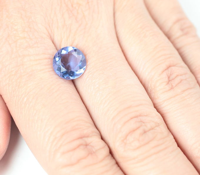 Флюорит со сменой цвета 3,91 карата