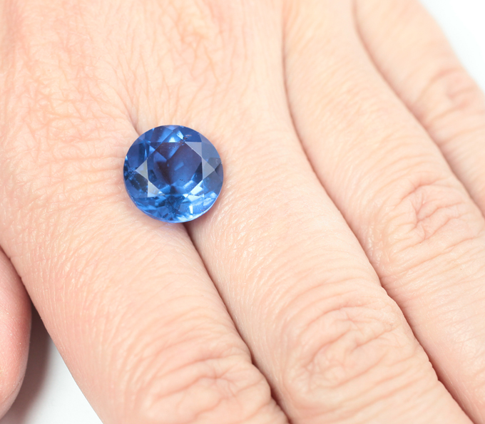 Флюорит со сменой цвета 8,26 карата