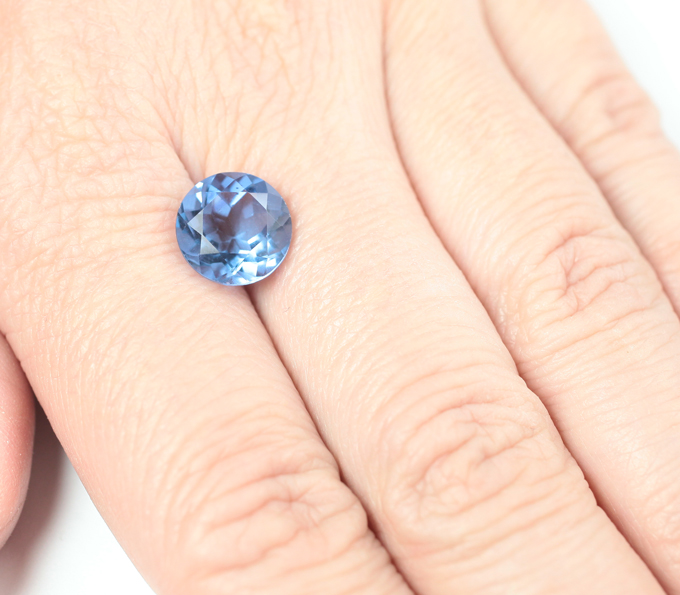 Флюорит со сменой цвета 4,75 карата