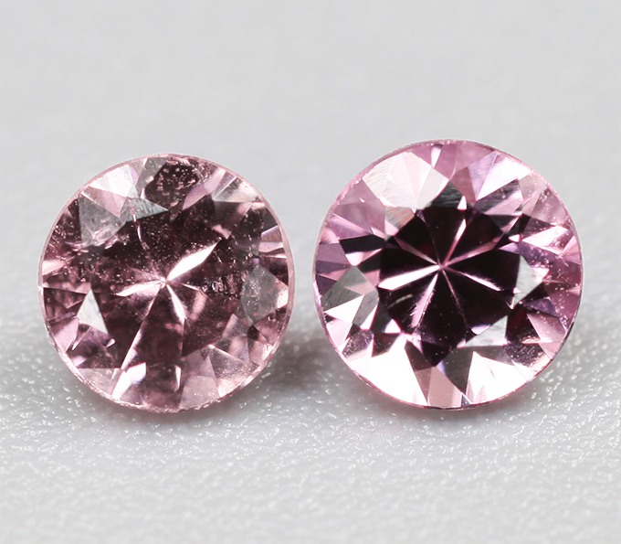 Пара редких малайа гранатов 0,44 карата