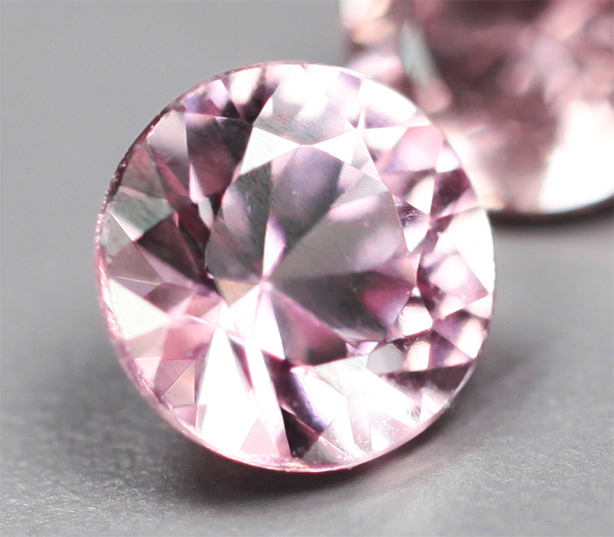 Пара редких малайа гранатов 0,44 карата