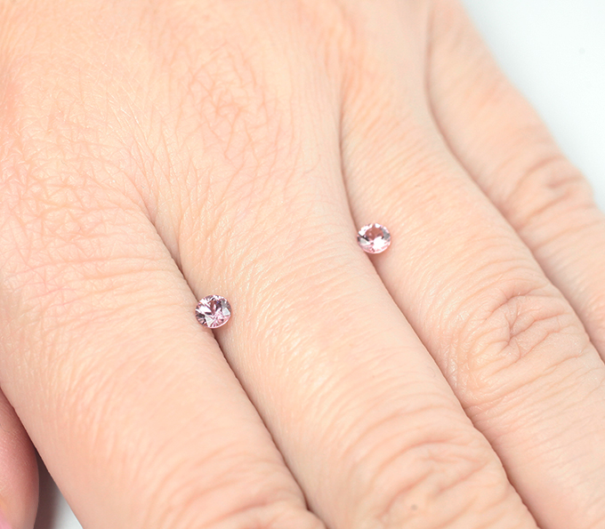 Пара редких малайа гранатов 0,44 карата