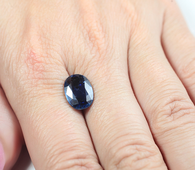 Насыщенный кианит 4,35 карата