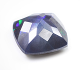 Ограненный черный опал 2,63 карата