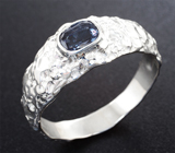 Кольцо с синим гранатом со сменой цвета 0,89 карата