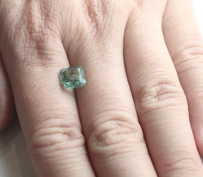 Синевато-зеленый турмалин 3,43 карата