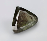 Перидот с включениями рутила 5,44 карата