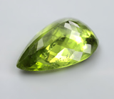 Крупный перидот 8,99 карата