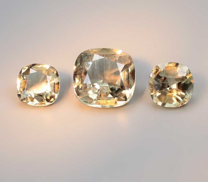 Набор из 3 диаспоров 2,55 карата