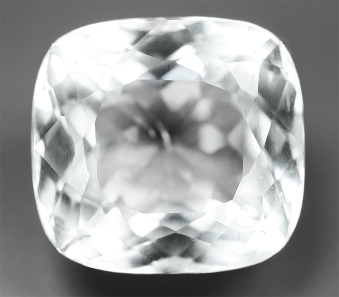 Гошенит высокой чистоты 9,46 карата