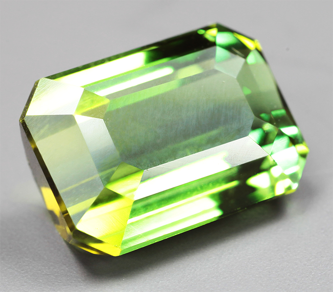 Open color grade! Зеленый турмалин 3,29 карата