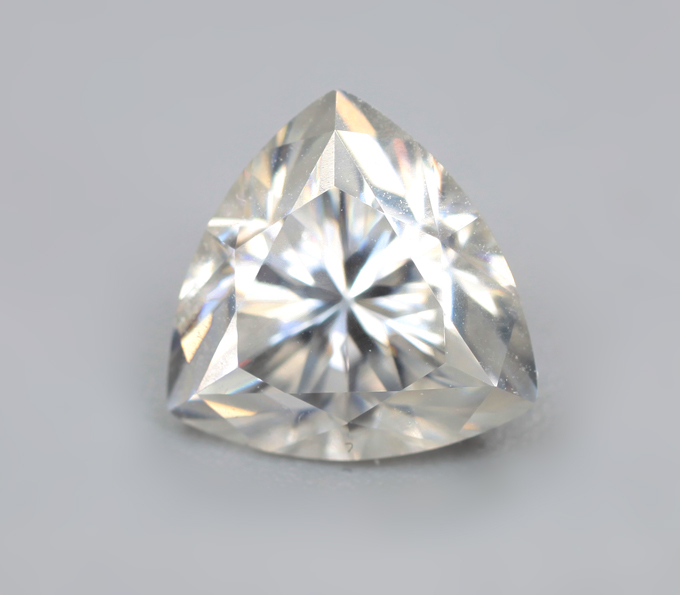 Бесцветный муассанит 1,78 карата